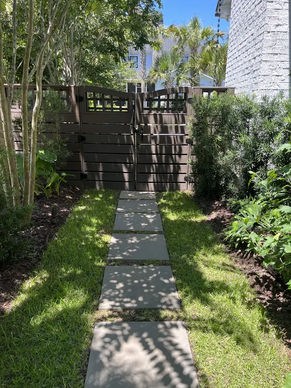 Custom fence gate in James Island, SC